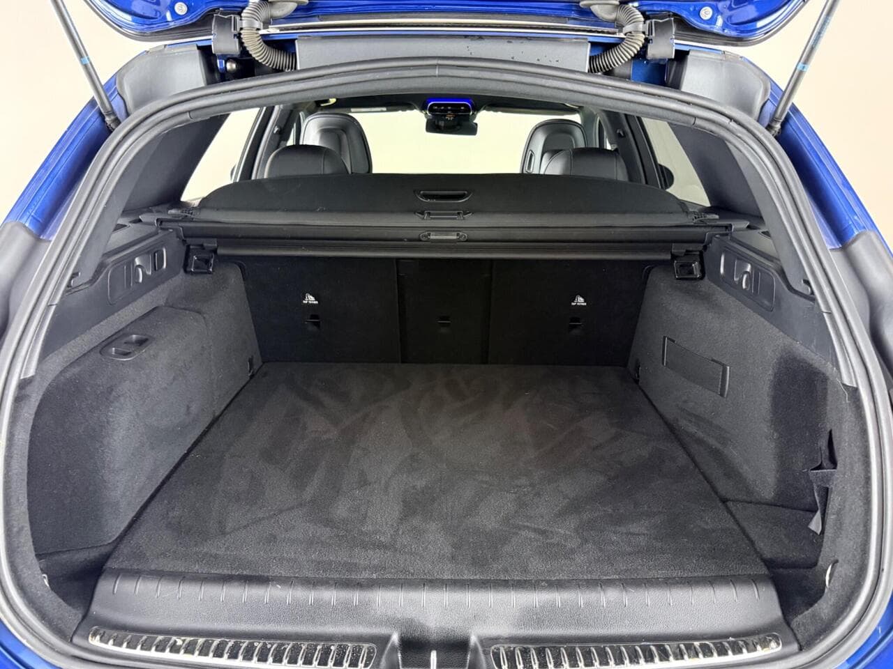 Mercedes-Benz C Class thumbnail Boot