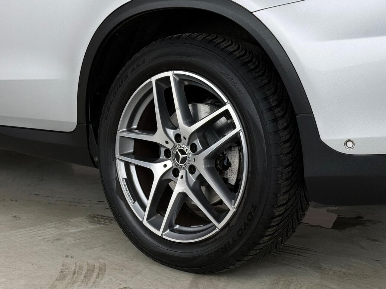 Mercedes-Benz GLC thumbnail Wheel