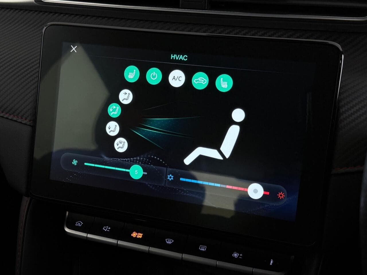 MG MG ZS thumbnail Infotainment System