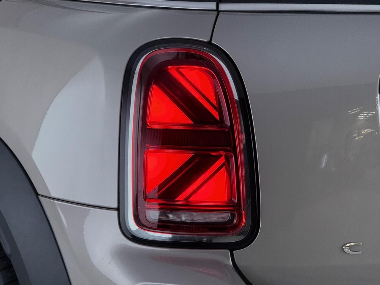 MINI Countryman thumbnail Lights Rear