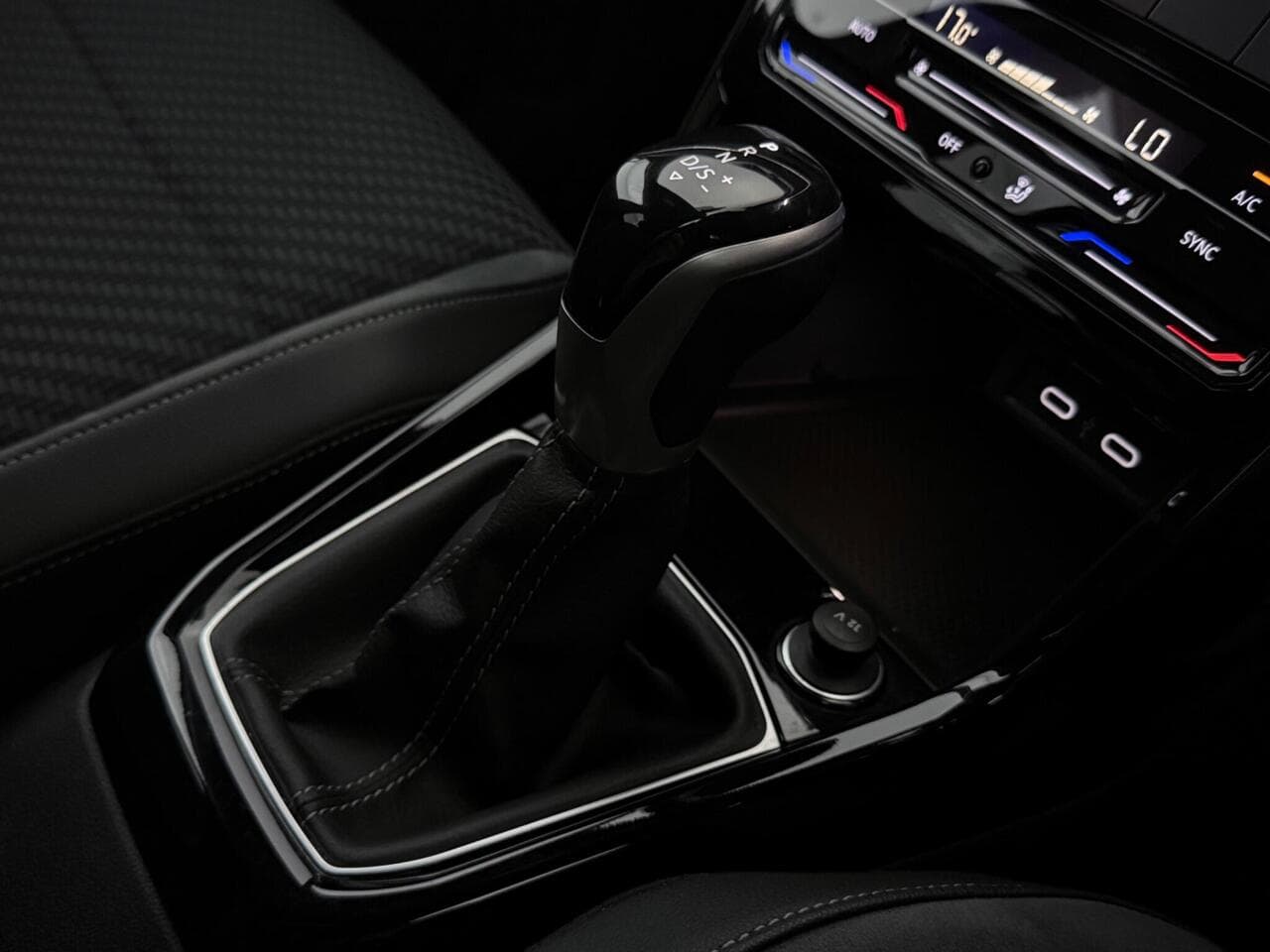 Volkswagen T-Cross thumbnail Interior Front