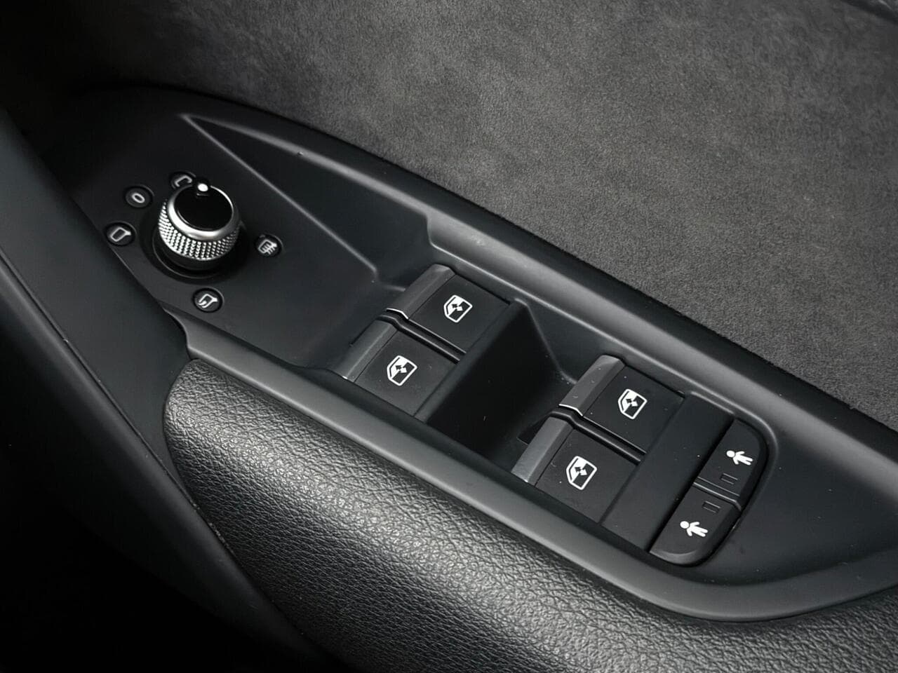 Audi Q5 thumbnail Misc Controls