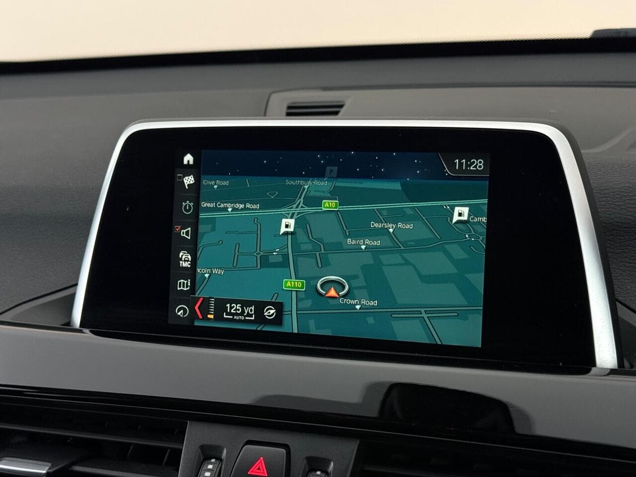 BMW X1 thumbnail Infotainment System