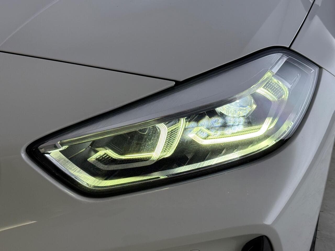 BMW 1 Series thumbnail Lights Front