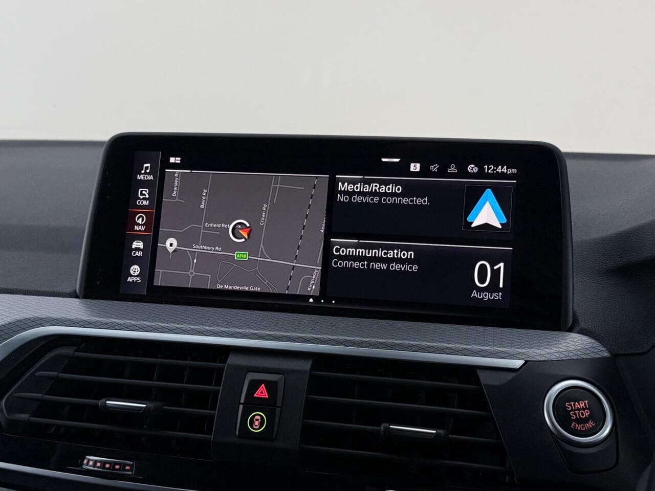 BMW X4 thumbnail Infotainment System
