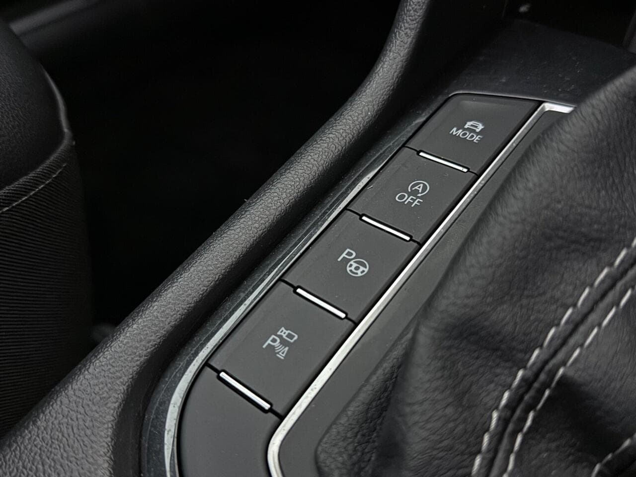 Volkswagen Tiguan thumbnail Misc Controls