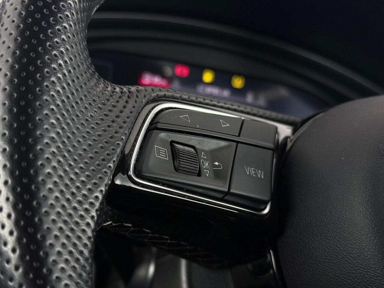 Audi A4 Avant thumbnail Misc Controls