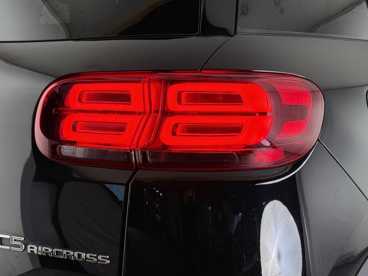 Citroen C5 Aircross thumbnail Lights Rear
