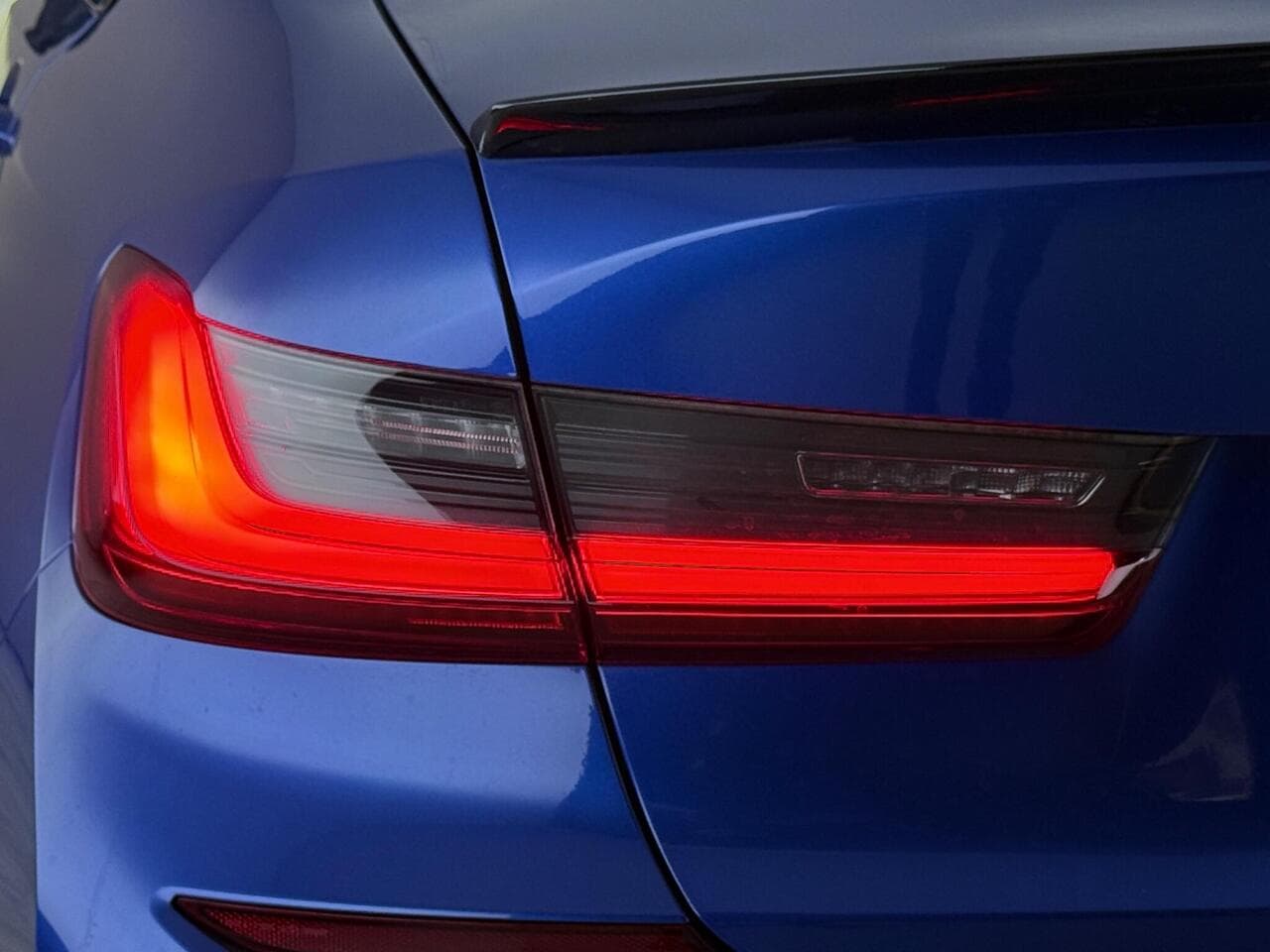 BMW 3 Series thumbnail Lights Rear