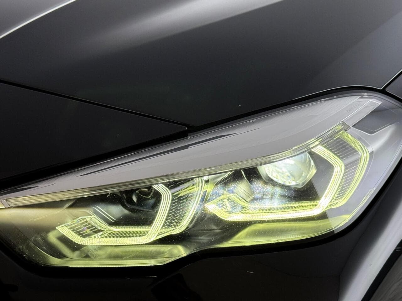 BMW 2 Series Gran Coupe thumbnail Lights Front