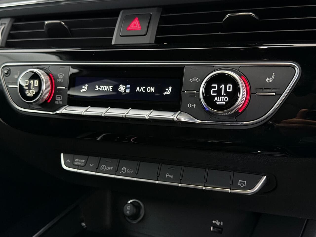 Audi A4 Avant thumbnail Misc Controls