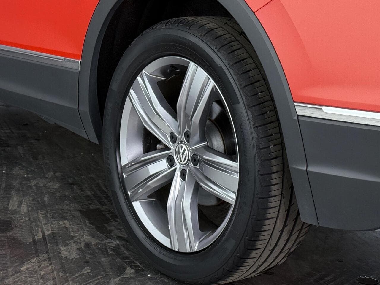 Volkswagen Tiguan Allspace thumbnail Wheel