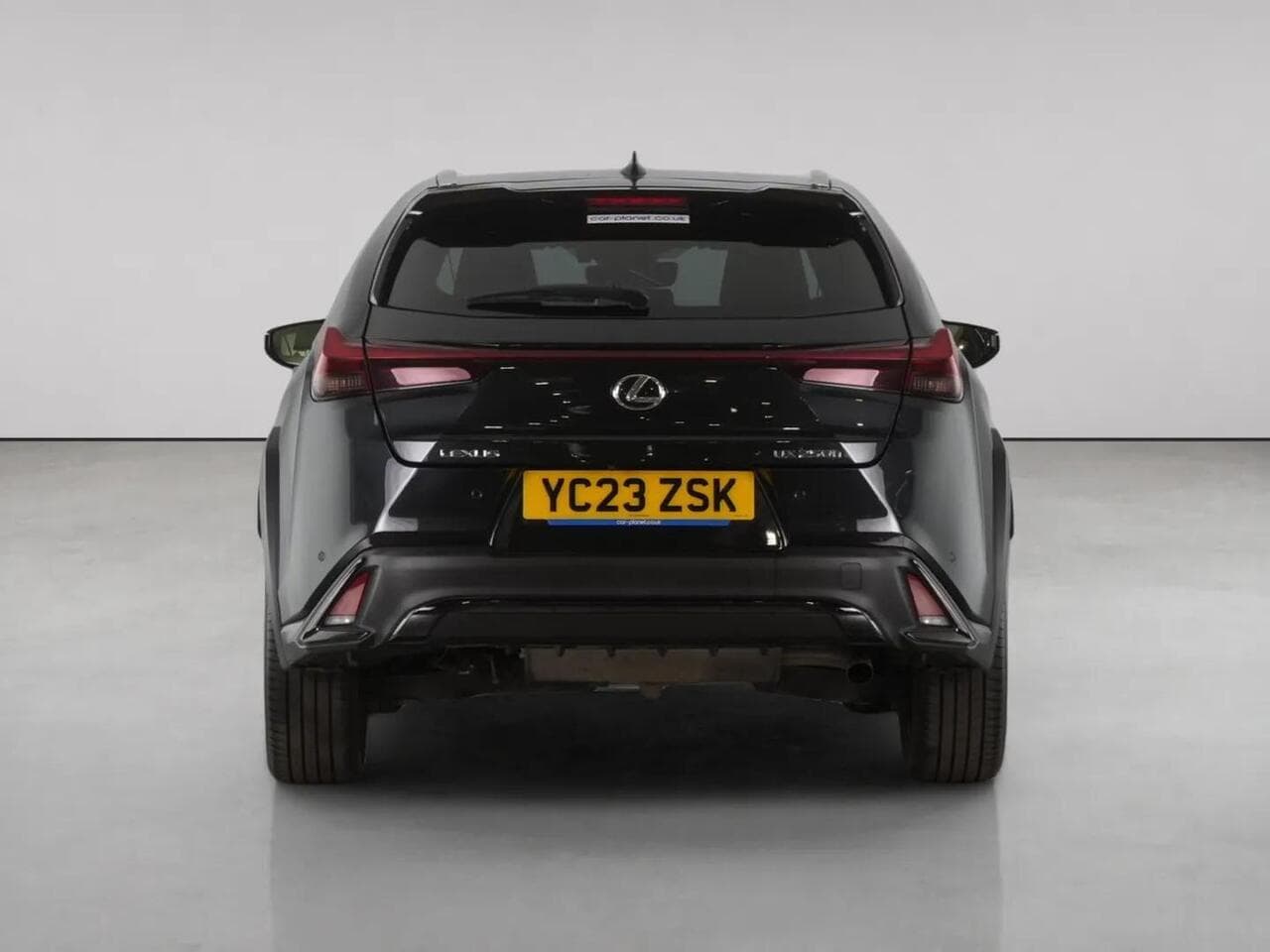 Lexus UX thumbnail Rear