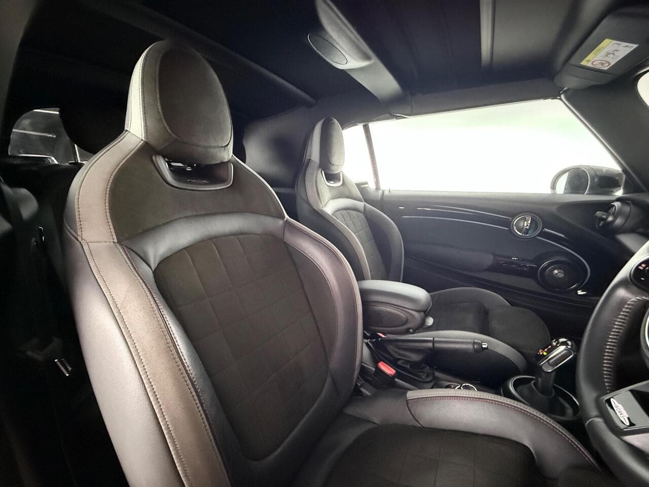 MINI Convertible thumbnail Seat Driver