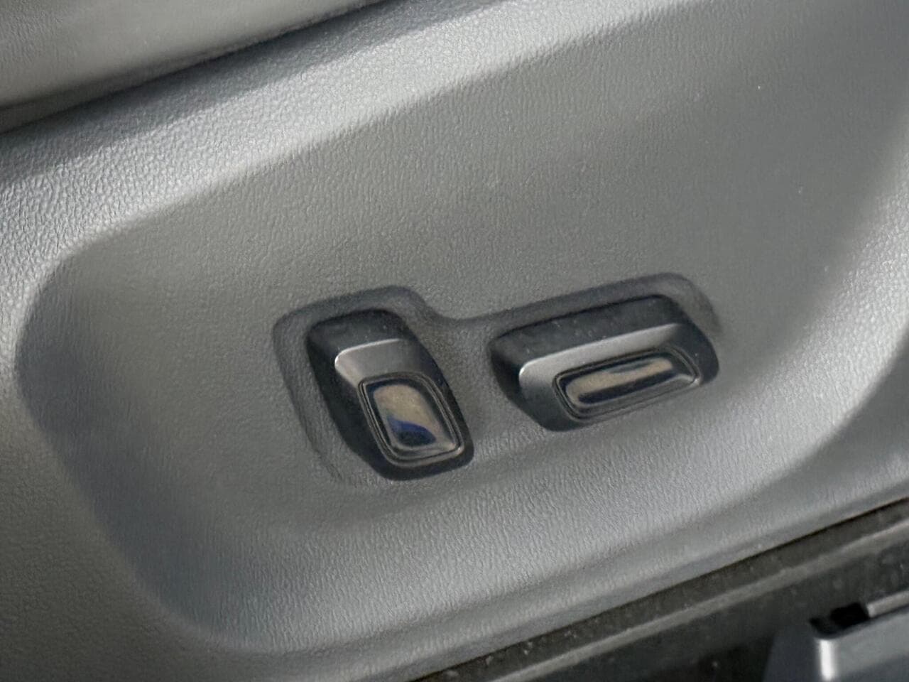 MG MG ZS thumbnail Misc Controls