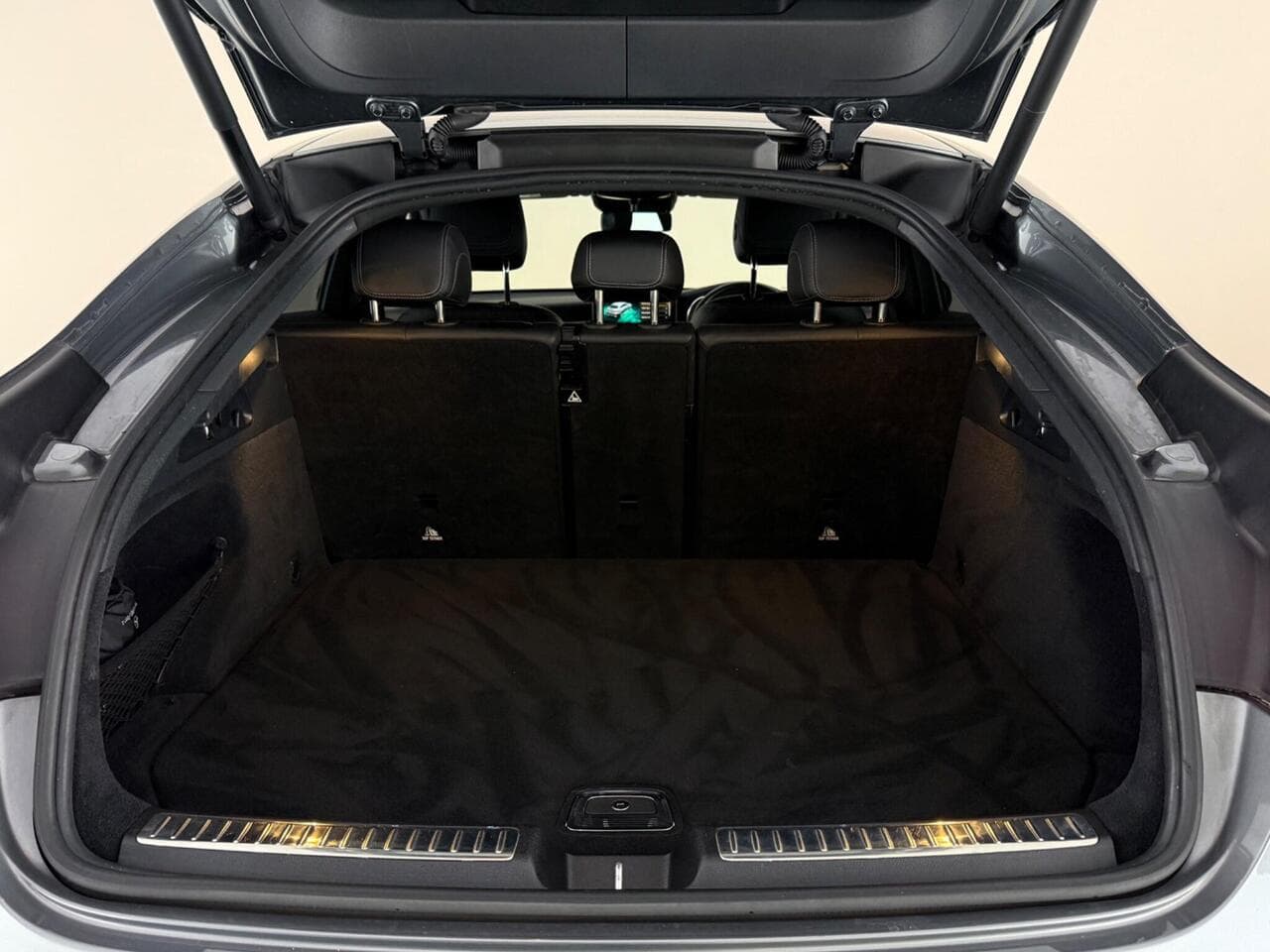 Mercedes-Benz GLC thumbnail Boot