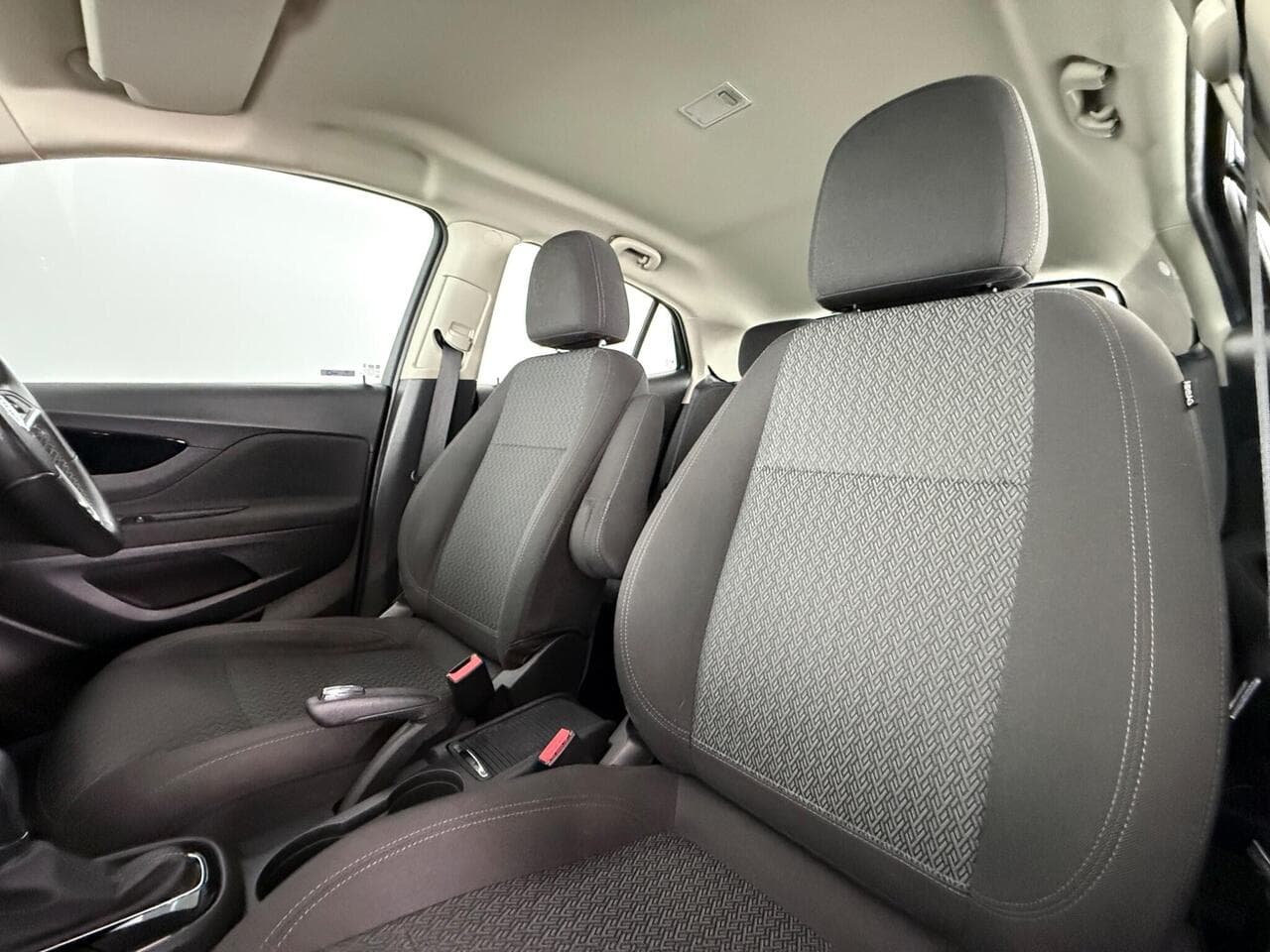 Vauxhall Mokka X thumbnail Seat Front Passenger