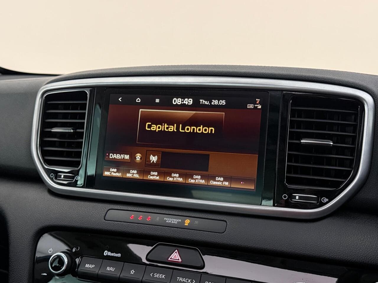 Kia Sportage thumbnail Infotainment System