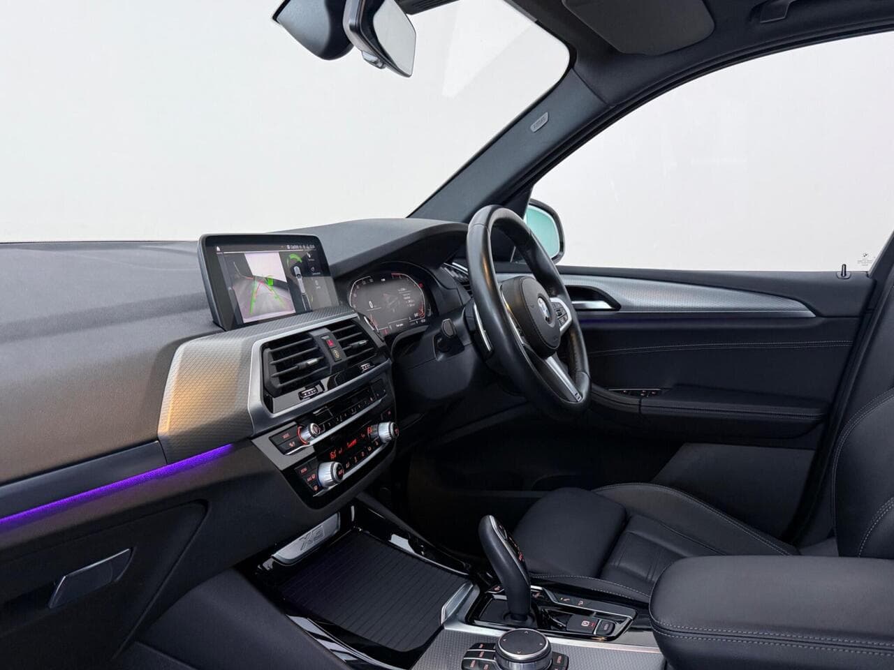 BMW X3 thumbnail Interior Front