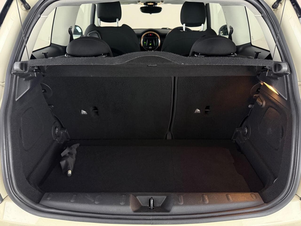 MINI Hatch thumbnail Boot
