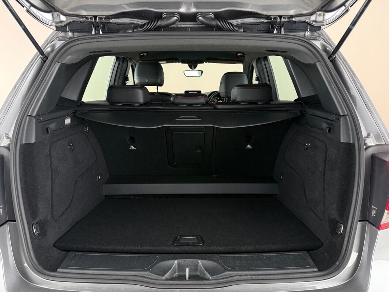 Mercedes-Benz B Class thumbnail Boot