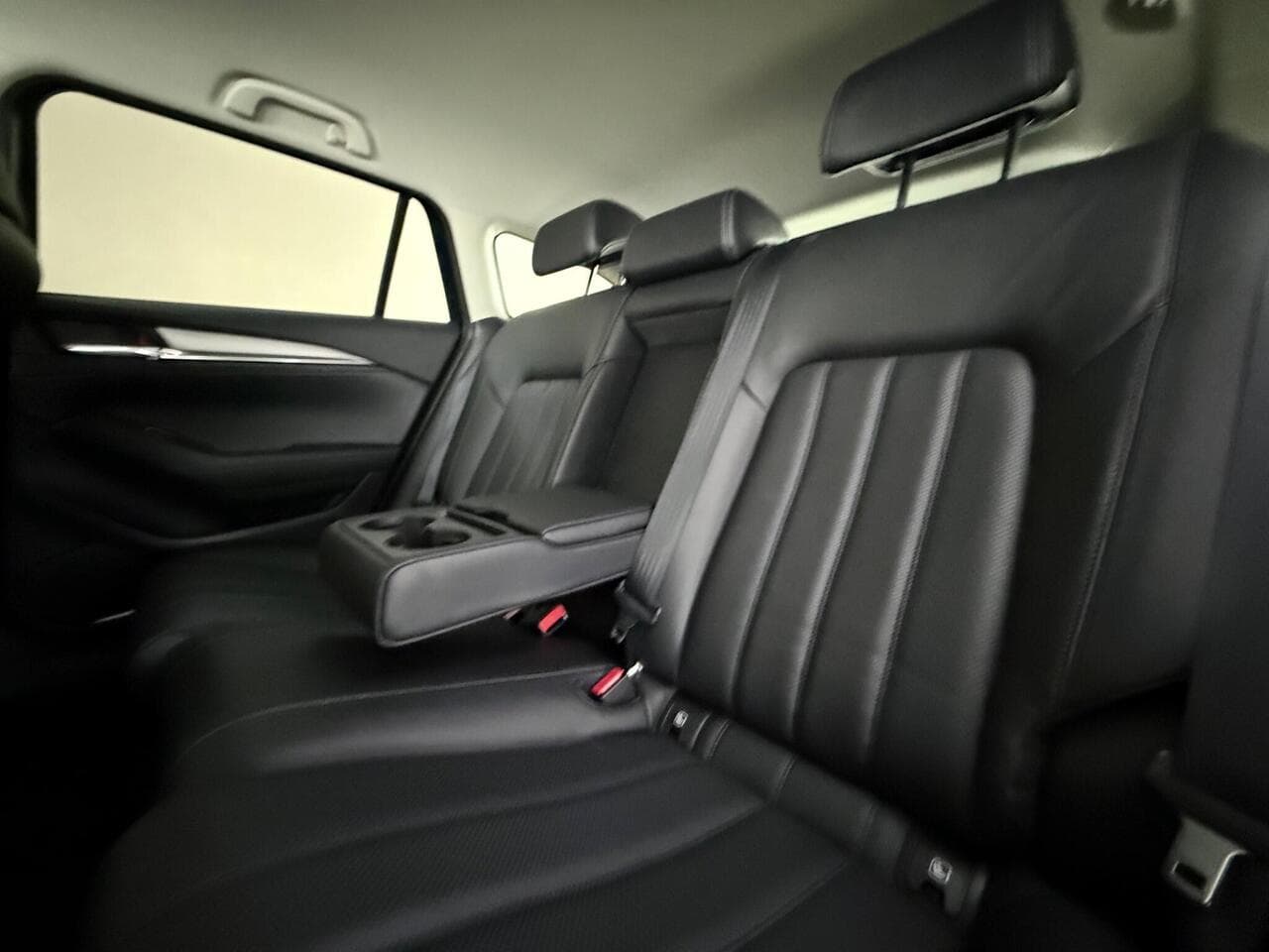 Mazda Mazda6 thumbnail Seats Rear