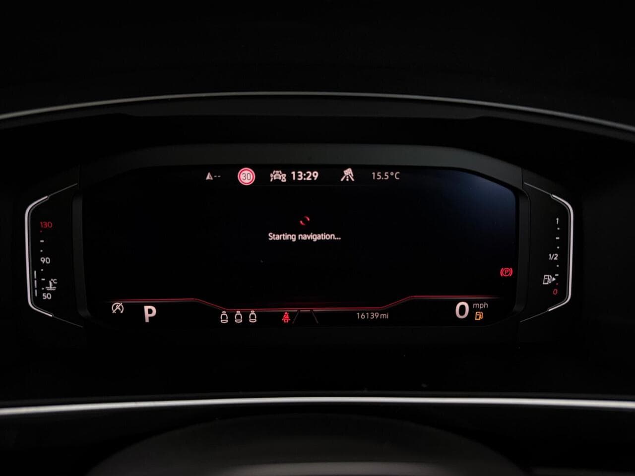 Volkswagen Tiguan thumbnail Driver Instruments