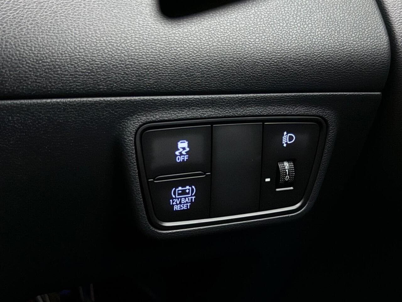 Hyundai TUCSON thumbnail Misc Controls