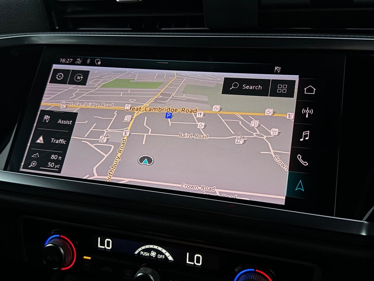 Audi Q3 thumbnail Infotainment System