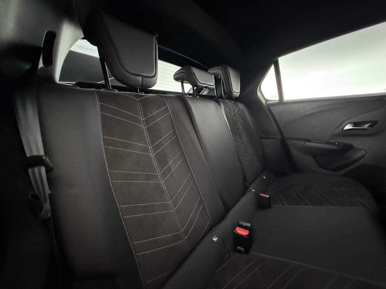 Vauxhall Corsa thumbnail Seats Rear