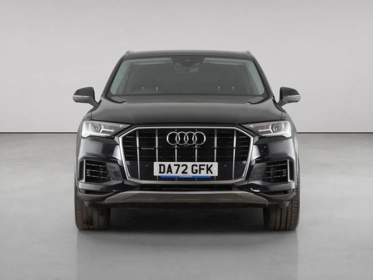 Audi Q7 thumbnail Front