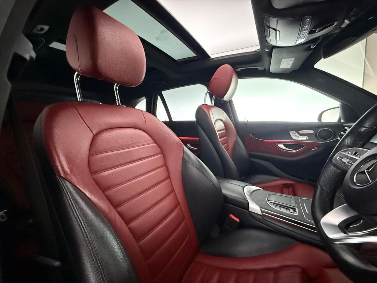 Mercedes-Benz GLC thumbnail Seat Driver
