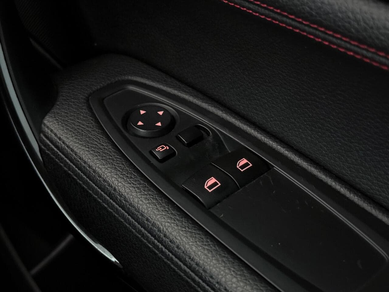 BMW 2 Series thumbnail Misc Controls
