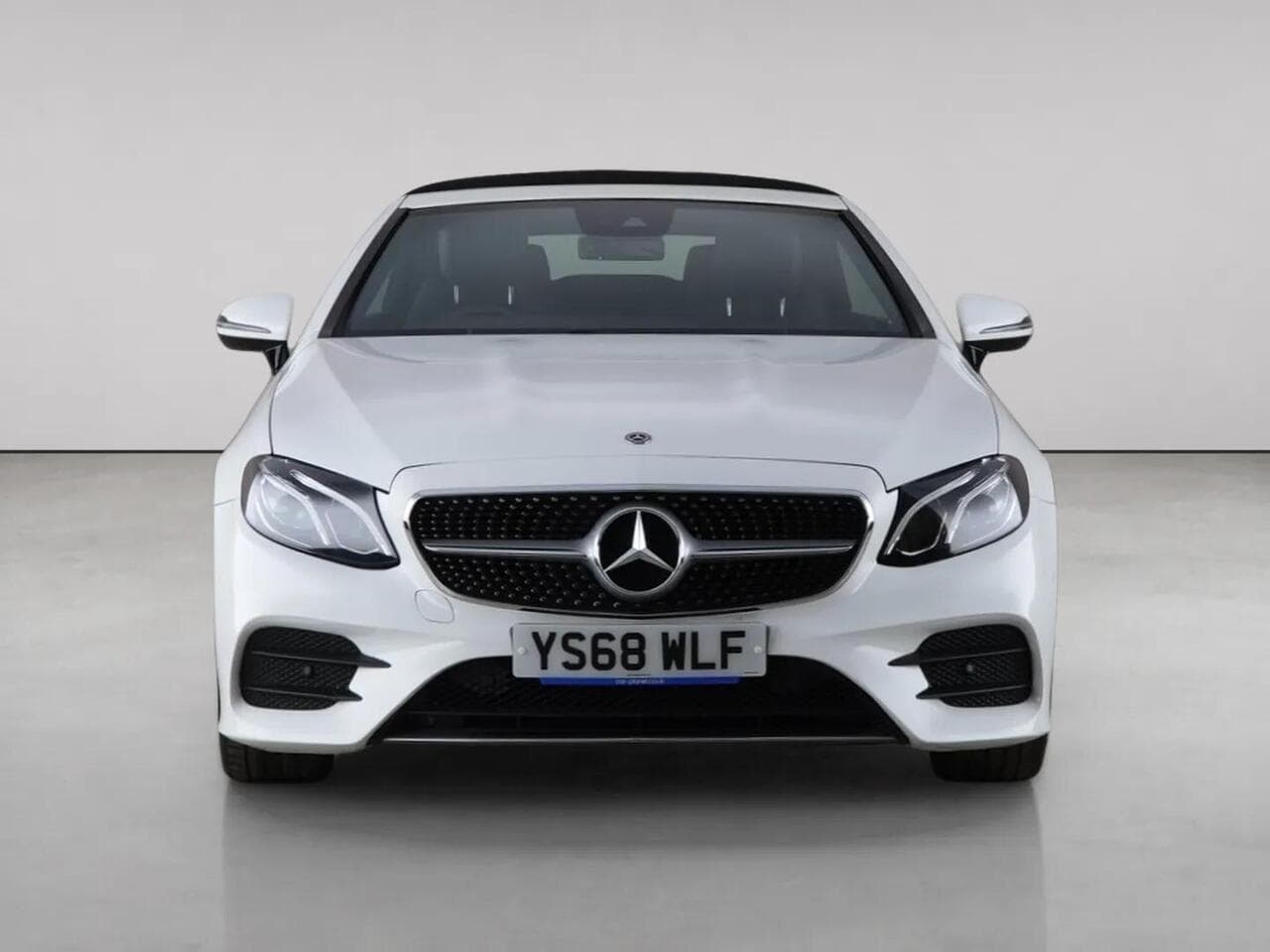 Mercedes-Benz E Class thumbnail Front