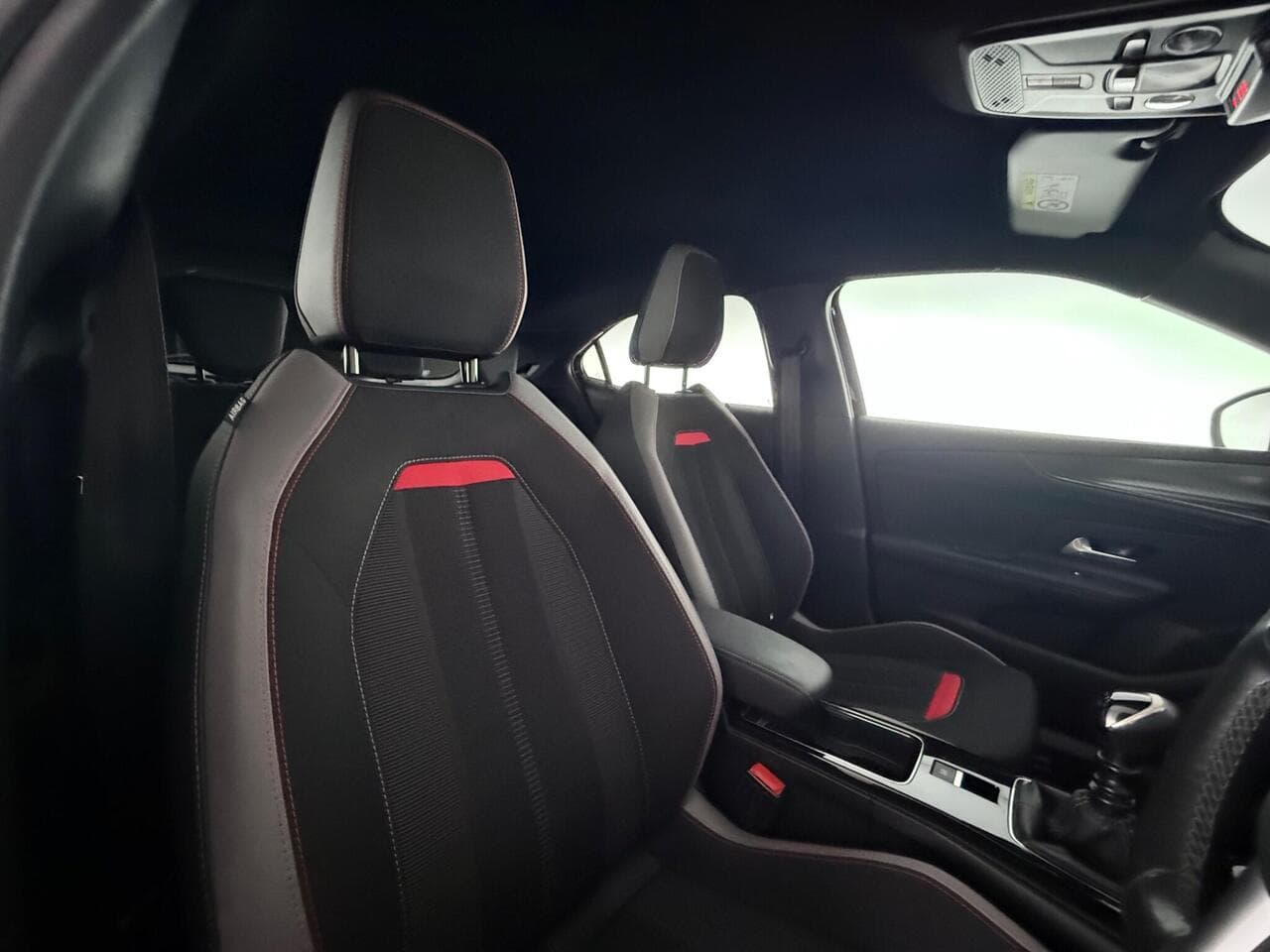 Vauxhall Mokka thumbnail Seat Driver