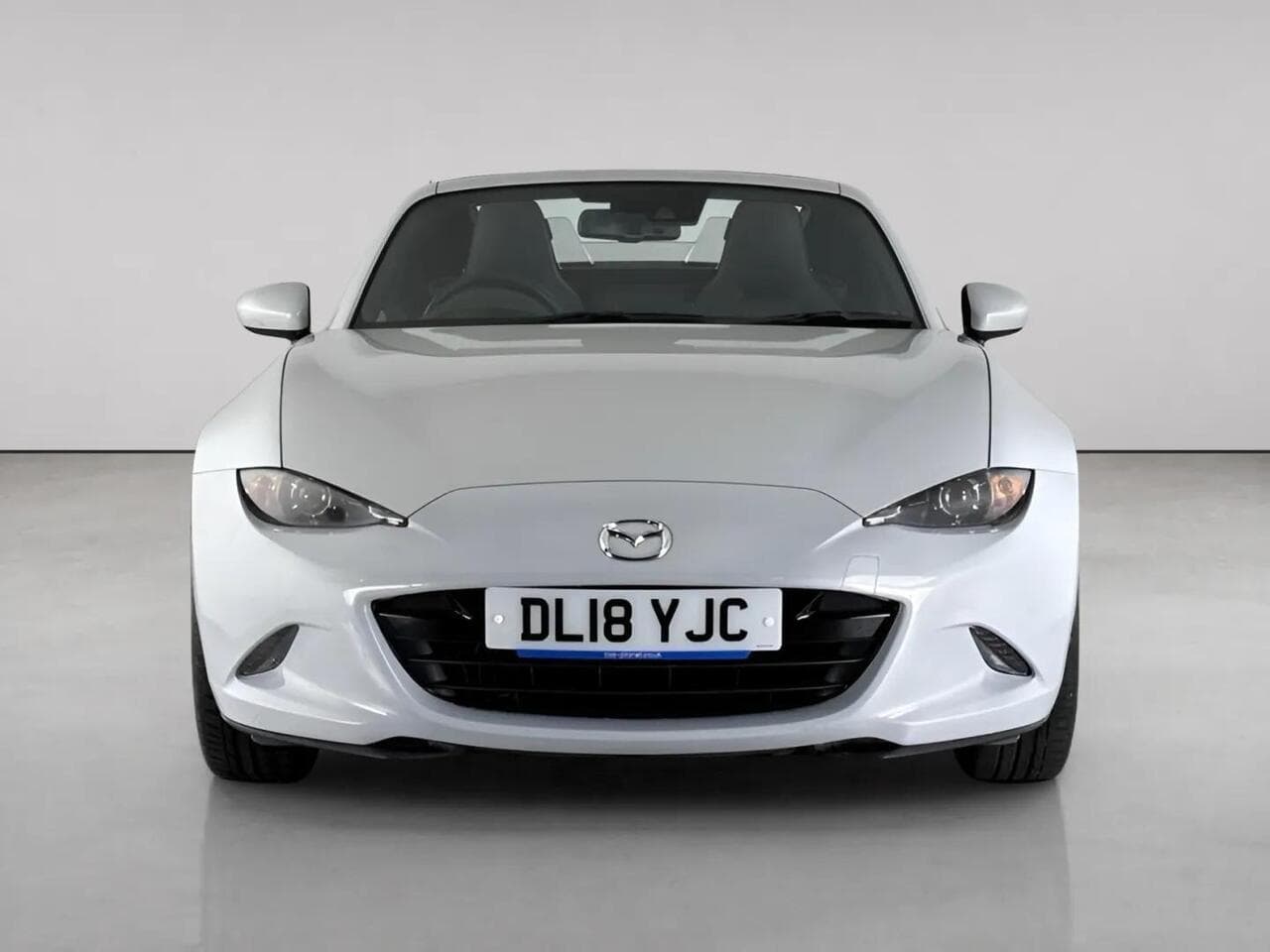 Mazda MX-5 RF thumbnail Front