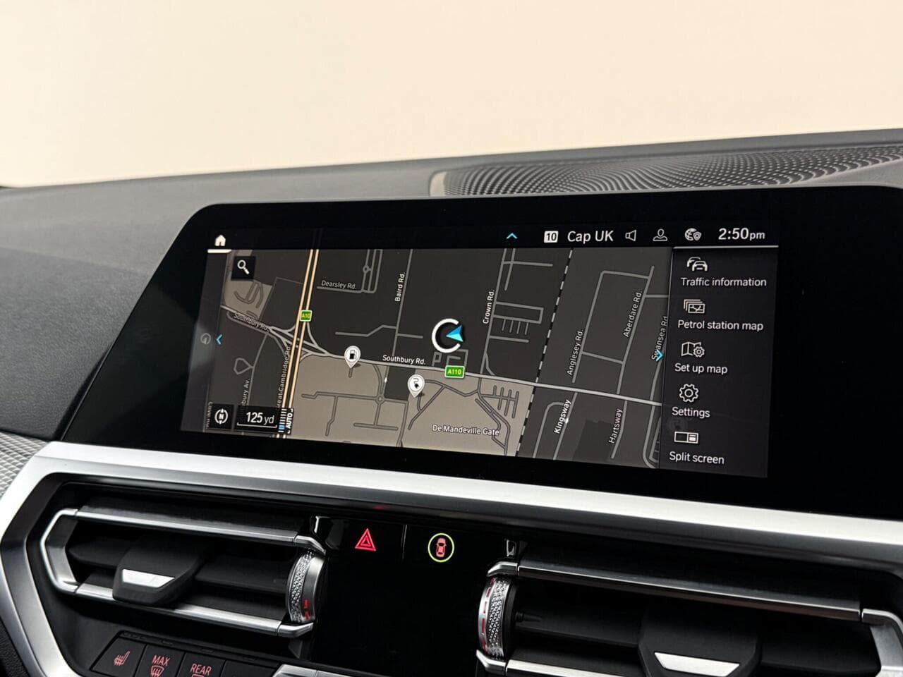 BMW 3 Series thumbnail Infotainment System