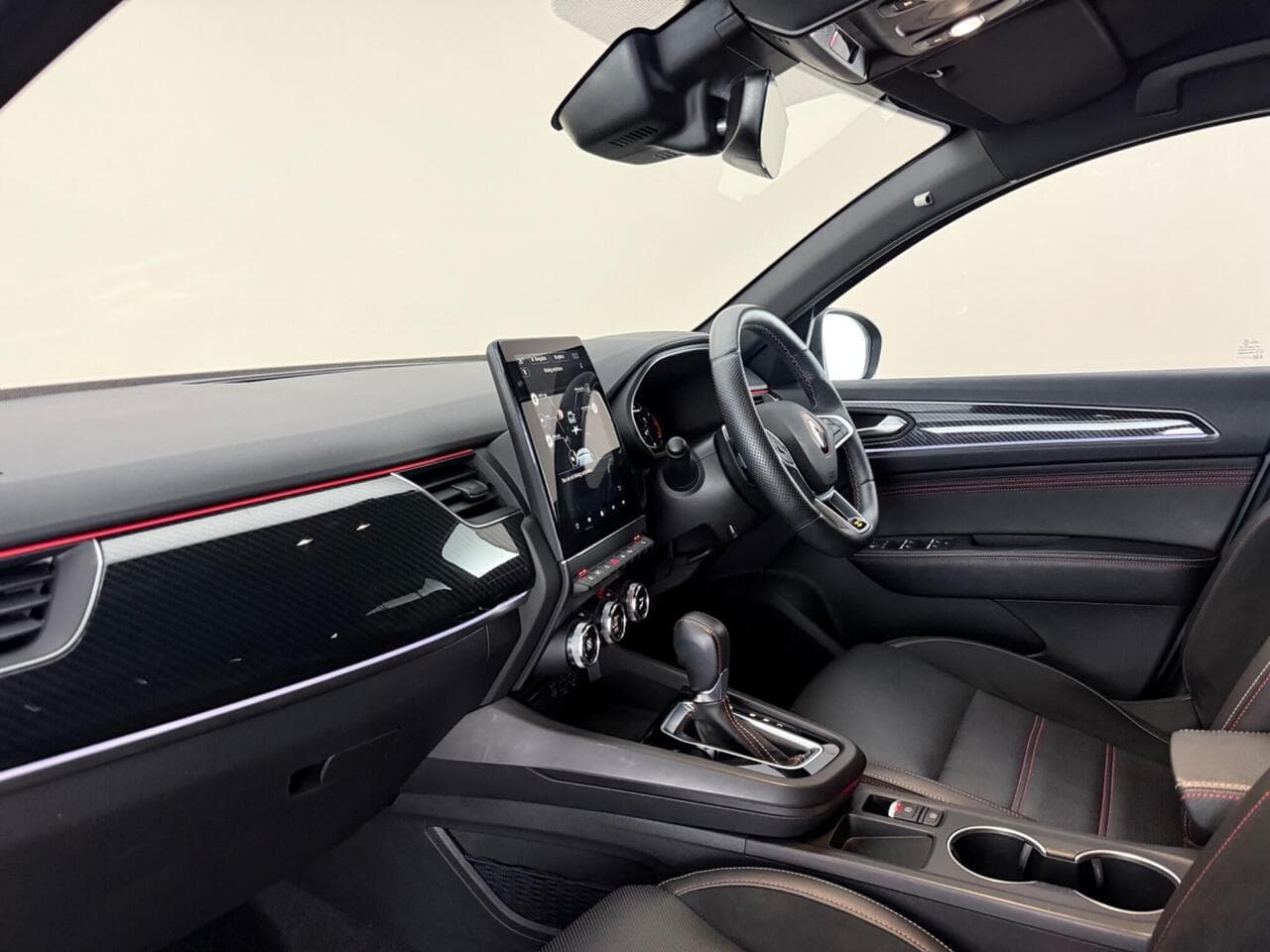 Renault Arkana thumbnail Interior Front