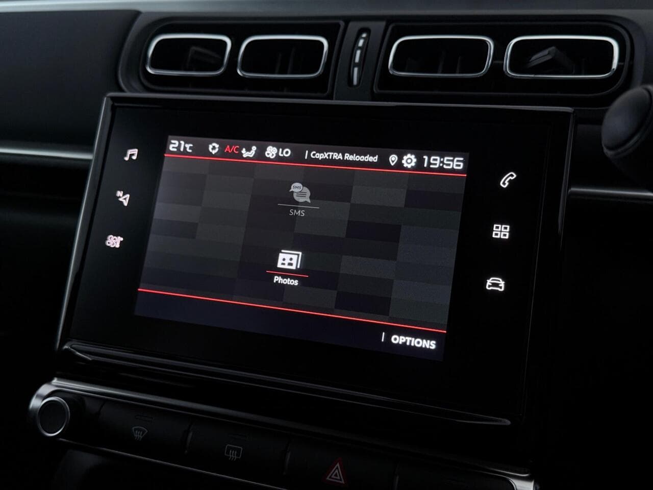 Citroen C3 thumbnail Infotainment System