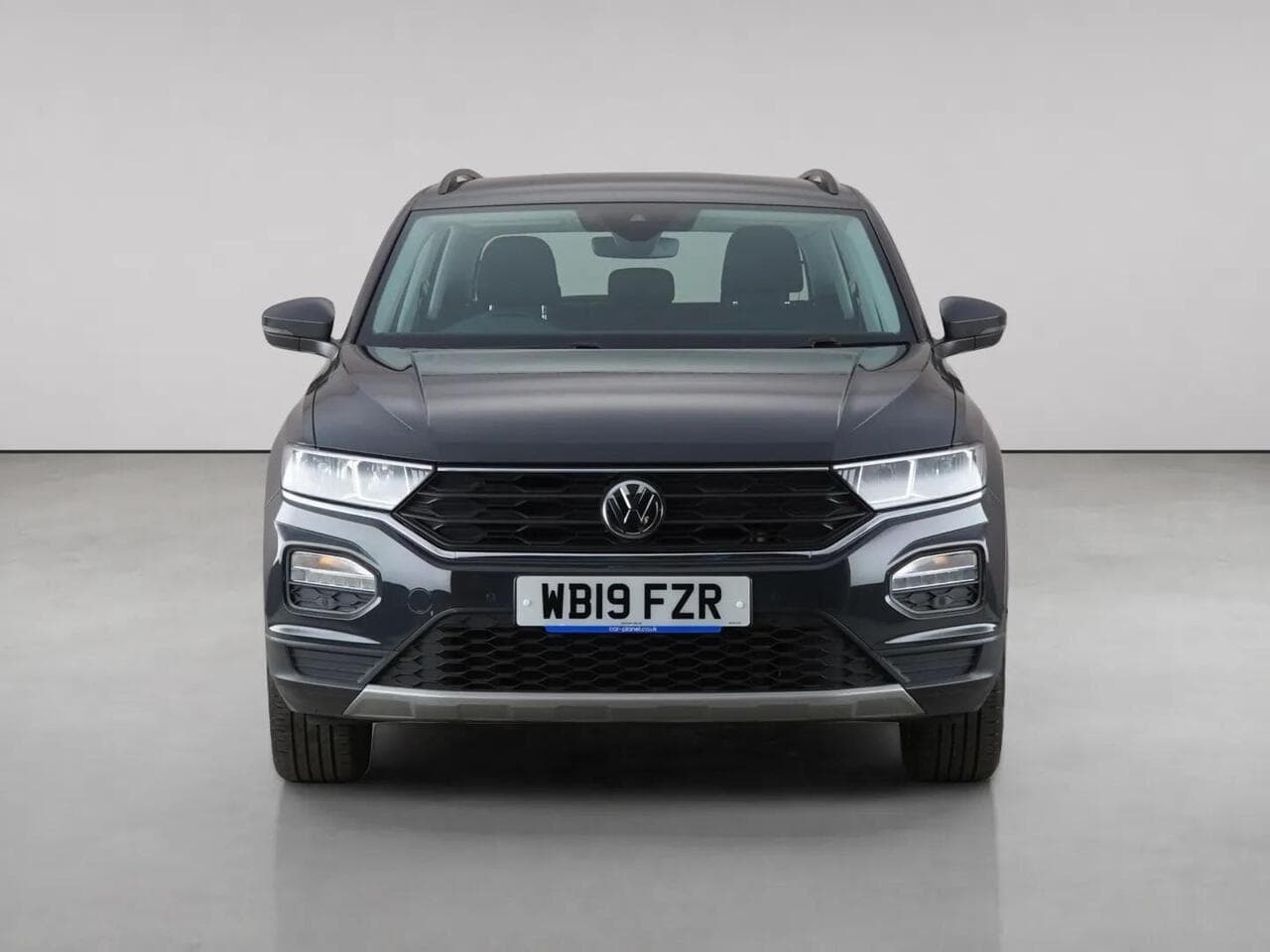 Volkswagen T-Roc thumbnail Front