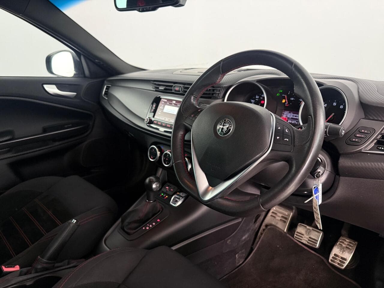 Alfa Romeo Giulietta thumbnail Interior Front