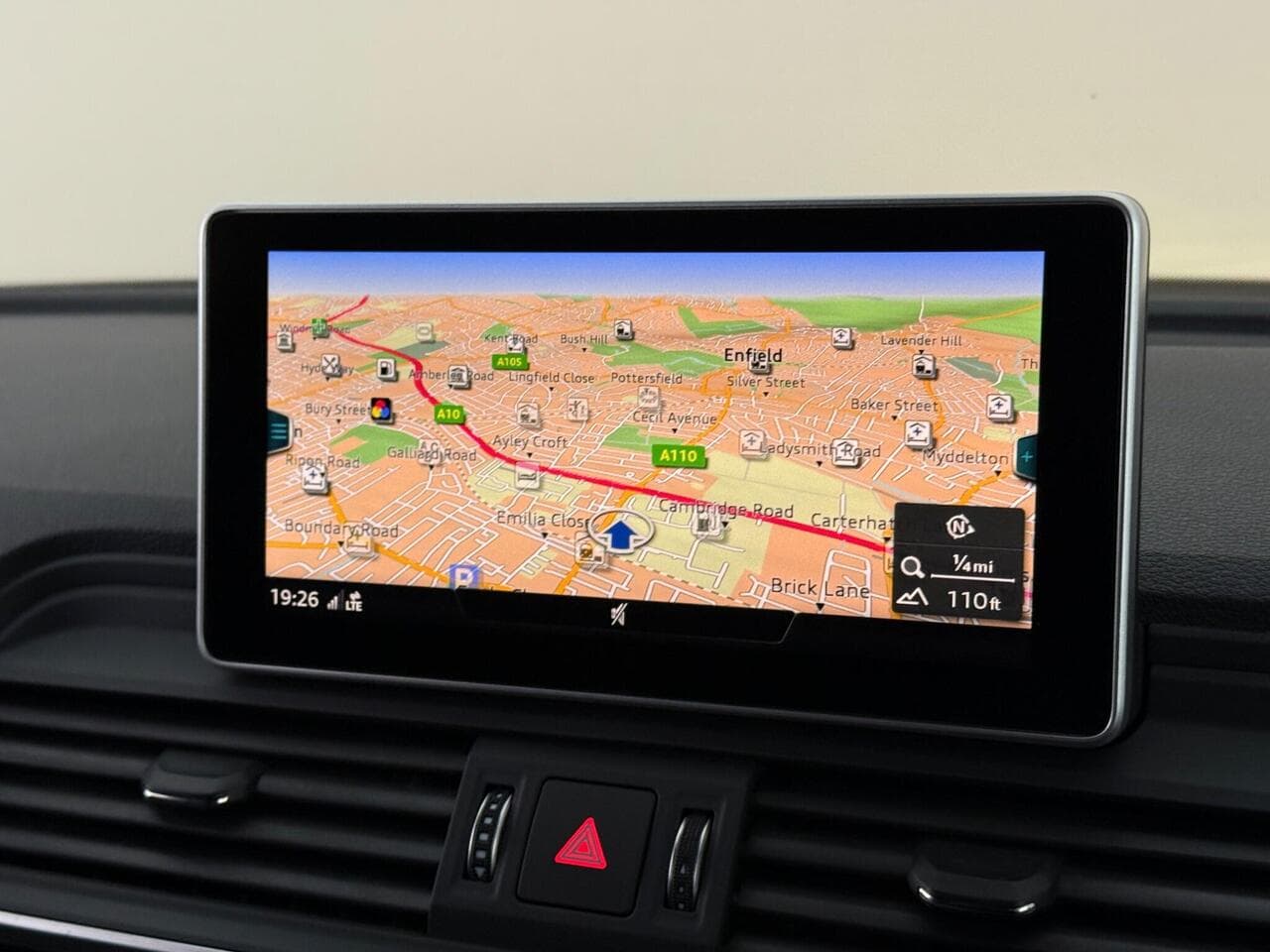 Audi Q5 thumbnail Infotainment System