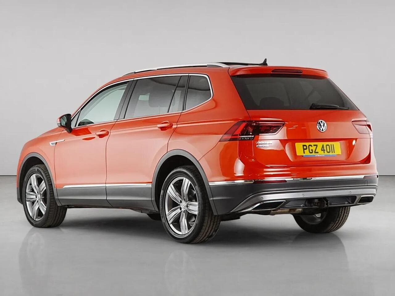 Volkswagen Tiguan Allspace thumbnail Rear Left