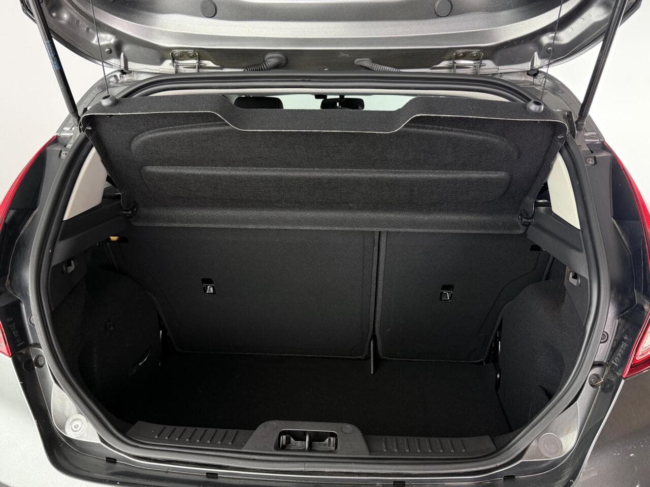 Ford Fiesta thumbnail Boot