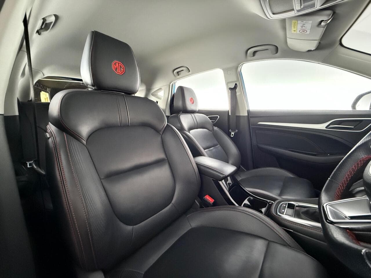 MG MG ZS thumbnail Seat Driver