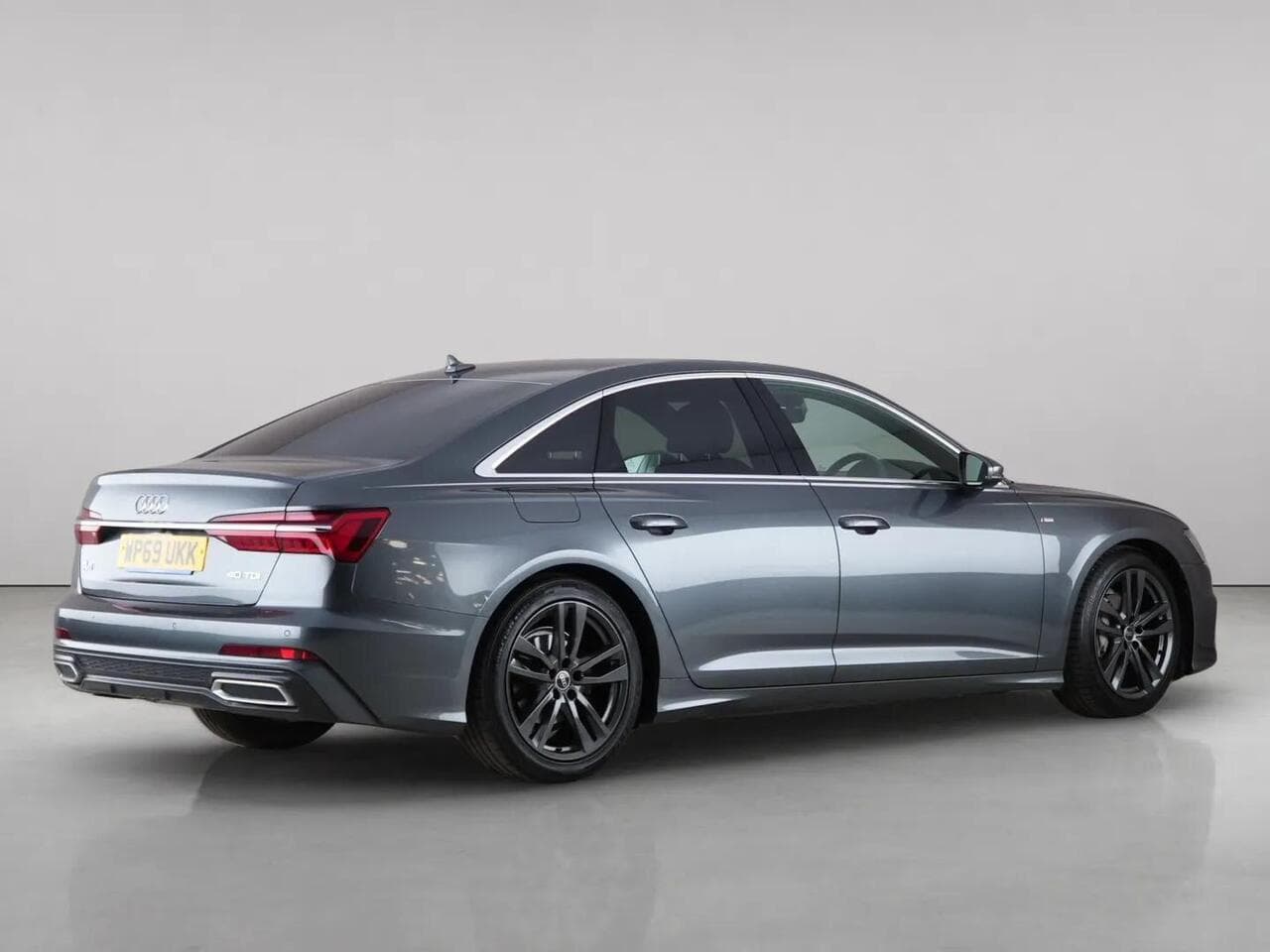 Audi A6 Saloon thumbnail Rear Right