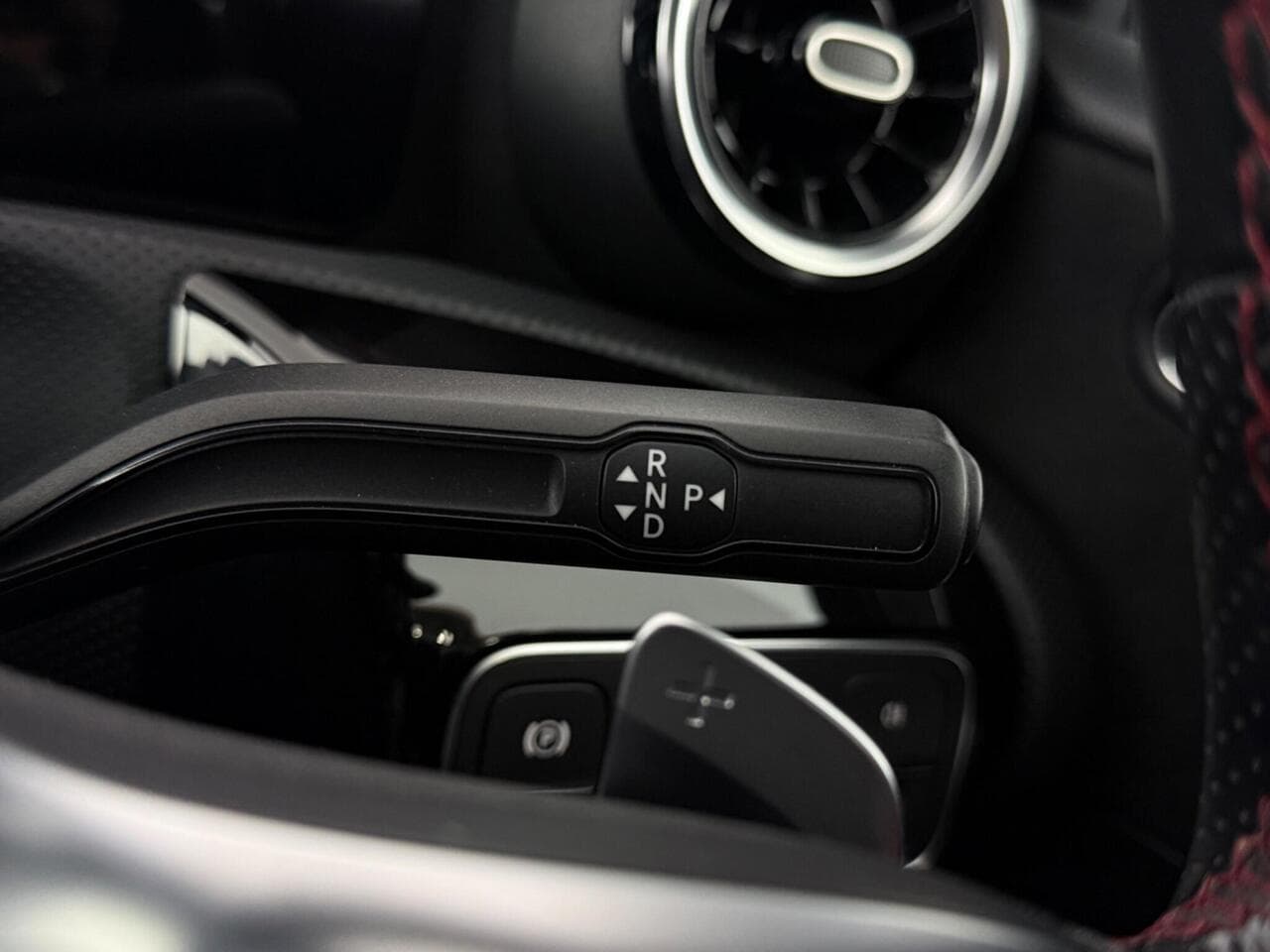Mercedes-Benz A Class thumbnail Misc Controls