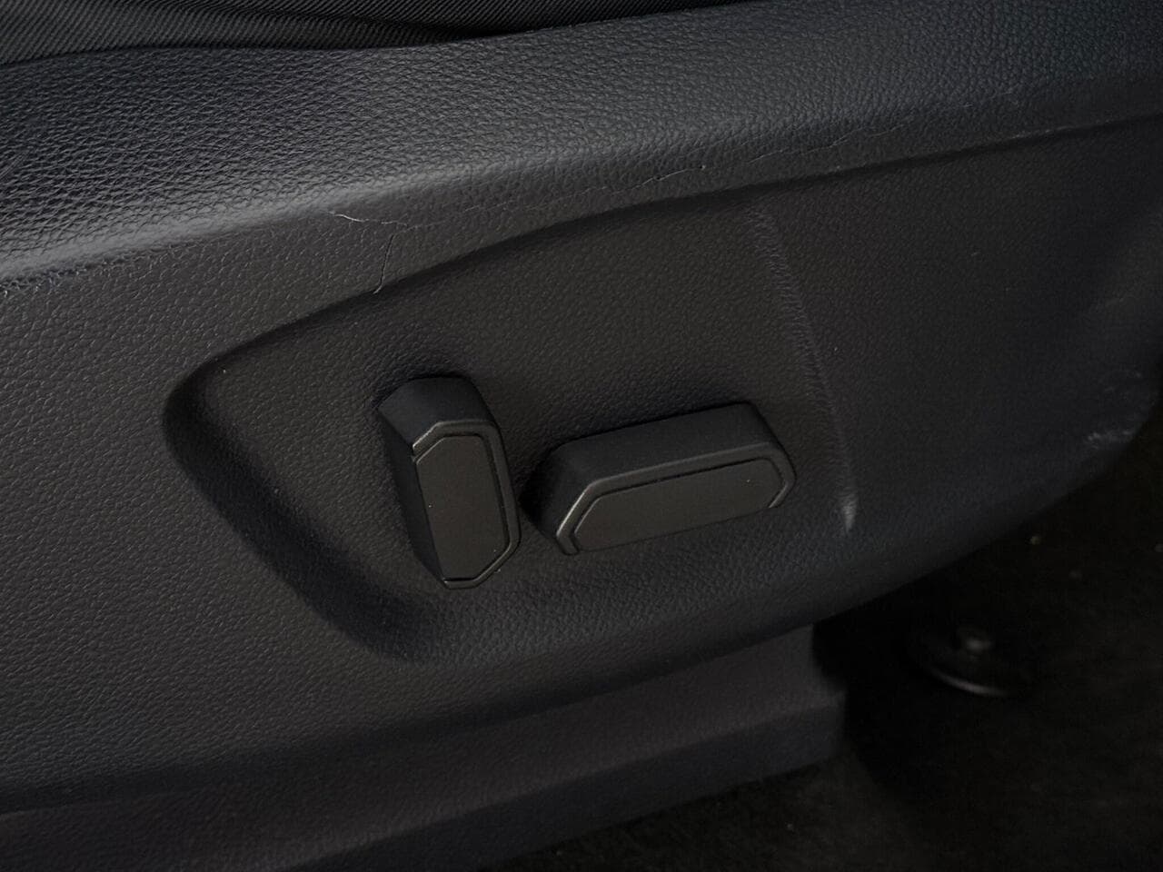 Ford Ranger thumbnail Misc Controls