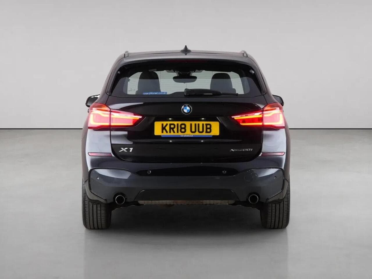 BMW X1 thumbnail Rear