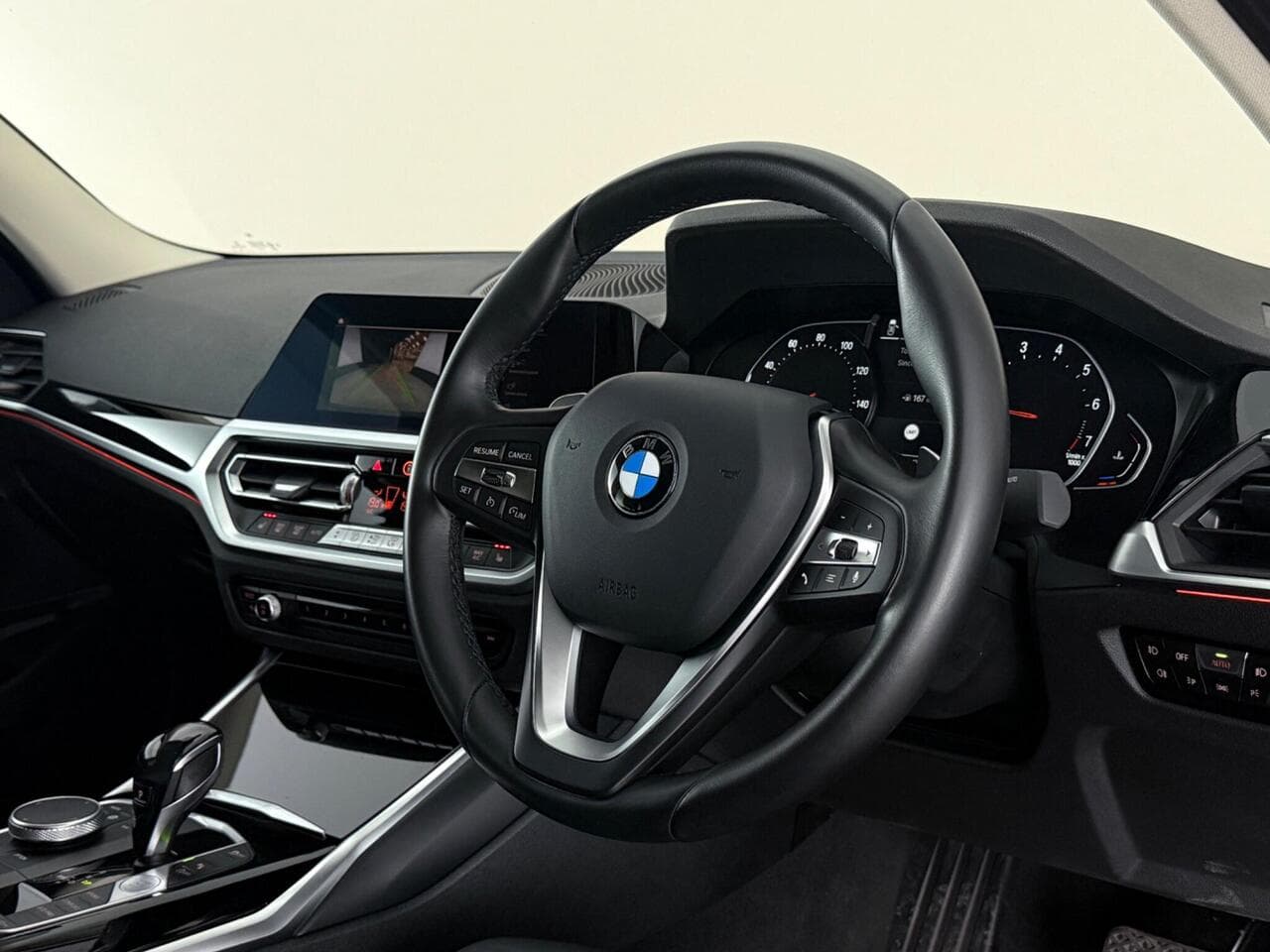 BMW 3 Series thumbnail Steering Wheel